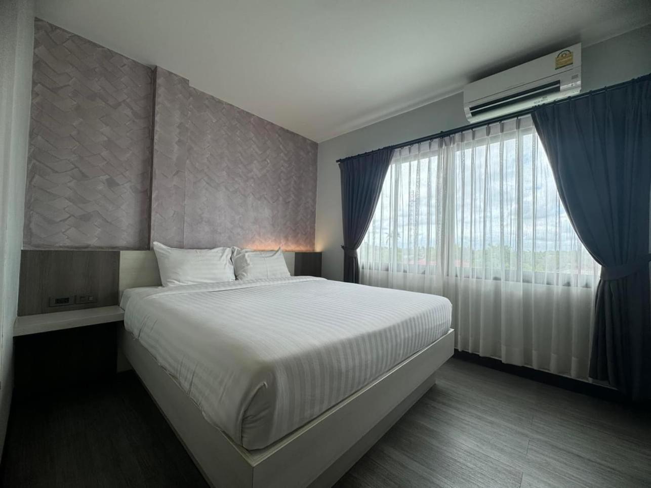 Socool Grand Hotel Nang Rong Exterior foto
