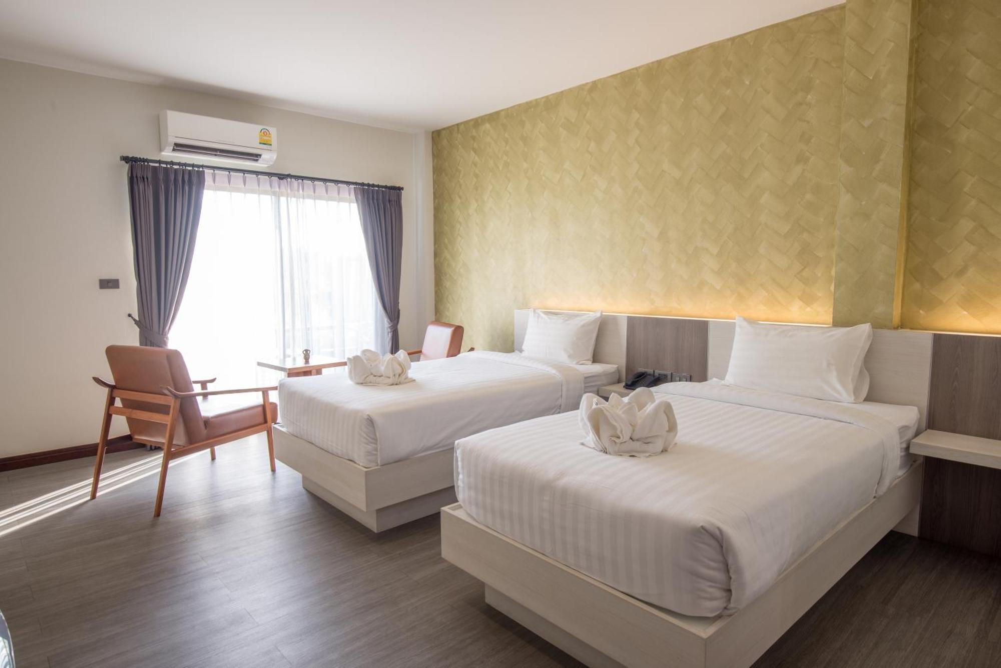 Socool Grand Hotel Nang Rong Exterior foto
