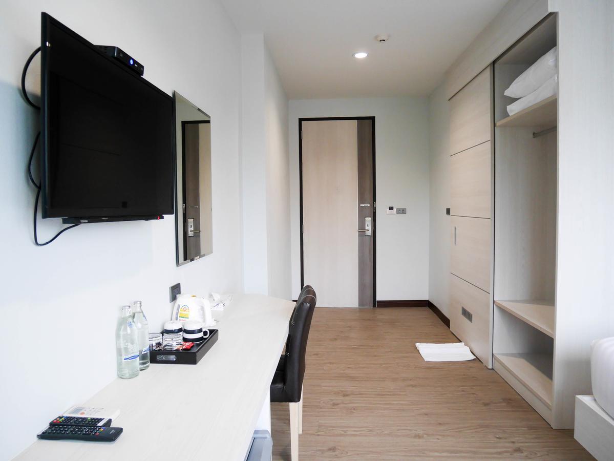 Socool Grand Hotel Nang Rong Exterior foto