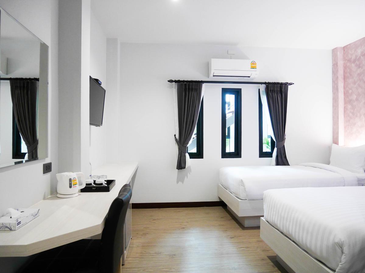 Socool Grand Hotel Nang Rong Exterior foto
