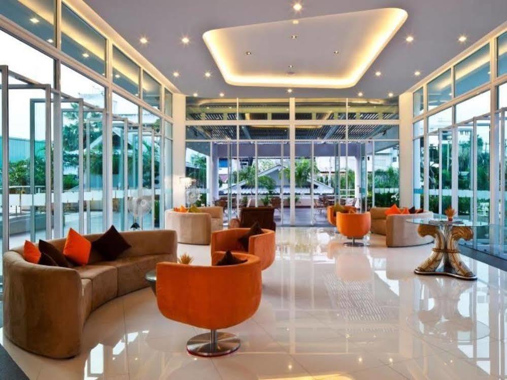 Socool Grand Hotel Nang Rong Exterior foto